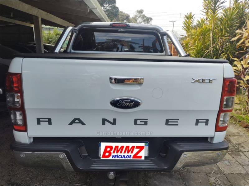 FORD - RANGER - 2013/2013 - Branca - R$ 88.500,00