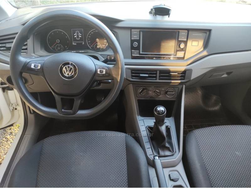 VOLKSWAGEN - POLO - 2019/2019 - Branca - R$ 69.000,00