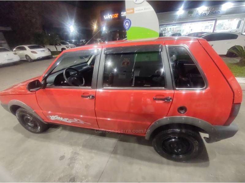 FIAT - UNO - 2013/2013 - Vermelha - R$ 32.000,00