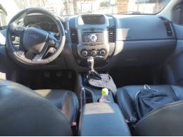 FORD - RANGER - 2013/2013 - Branca - R$ 88.500,00