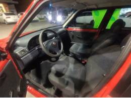 FIAT - UNO - 2013/2013 - Vermelha - R$ 32.000,00