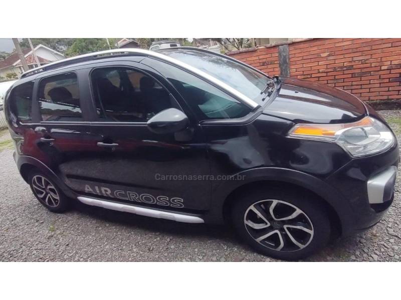 CITROËN - AIRCROSS - 2011/2011 - Preta - R$ 38.000,00