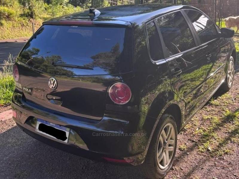VOLKSWAGEN - POLO - 2013/2013 - Preta - R$ 44.900,00