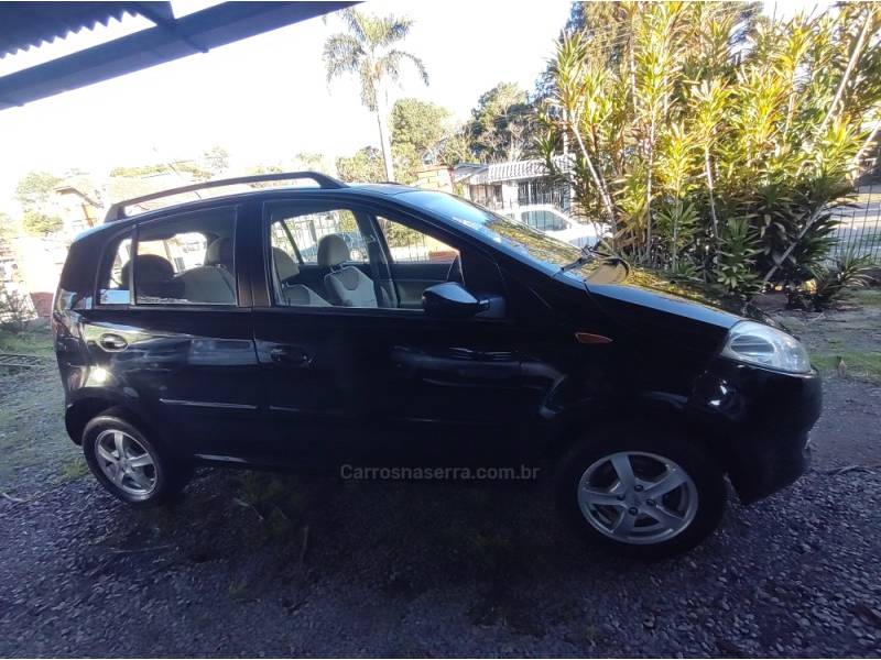 CHERY - FACE - 2011/2012 - Preta - R$ 25.000,00