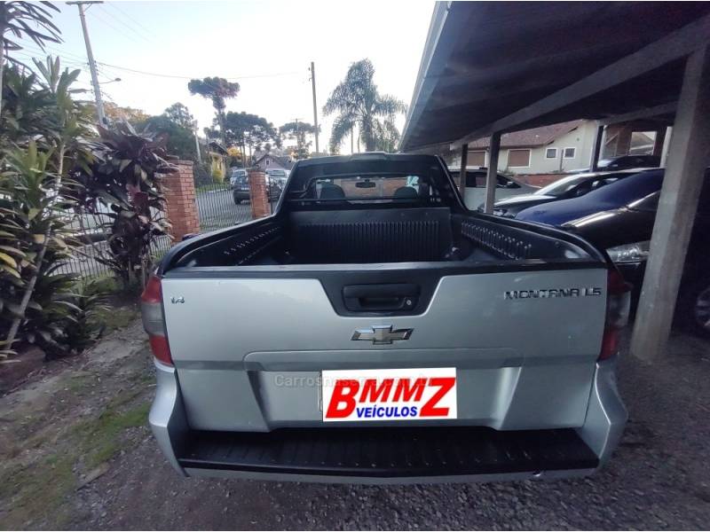 CHEVROLET - MONTANA - 2013/2013 - Prata - R$ 45.000,00