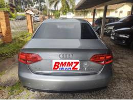 AUDI - A4 - 2011/2011 - Cinza - R$ 62.000,00