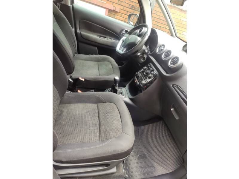 CITROËN - AIRCROSS - 2011/2011 - Preta - R$ 38.000,00