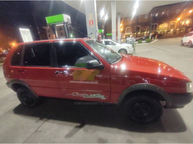 FIAT - UNO - 2013/2013 - Vermelha - R$ 32.000,00