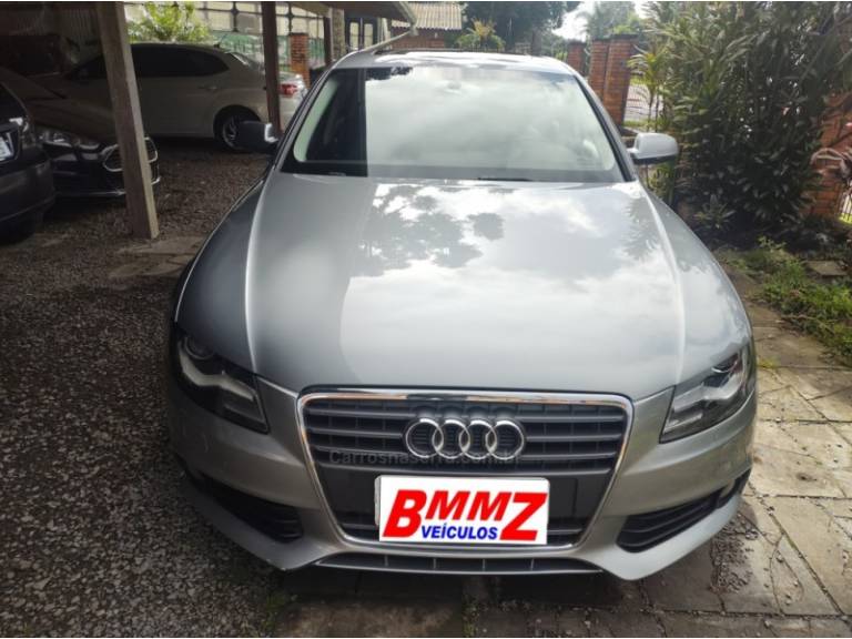 AUDI - A4 - 2011/2011 - Cinza - R$ 62.000,00