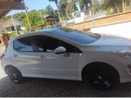 PEUGEOT - 308 - 2014/2014 - Branca - R$ 45.000,00