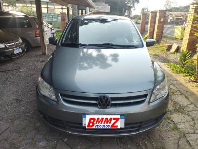 VOLKSWAGEN - VOYAGE - 2010/2011 - Cinza - R$ 32.000,00