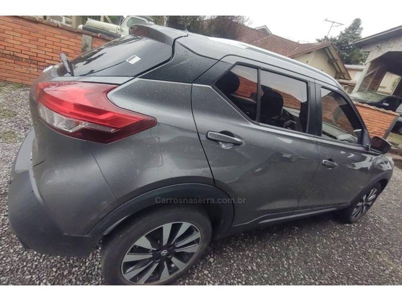 NISSAN - KICKS - 2019/2019 - Cinza - R$ 82.000,00