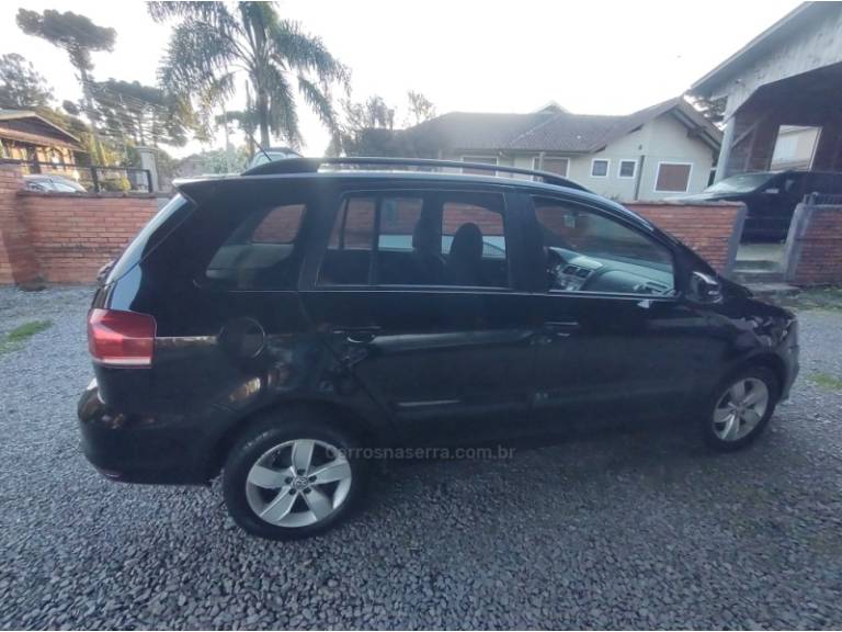 VOLKSWAGEN - SPACEFOX - 2018/2018 - Preta - R$ 55.000,00
