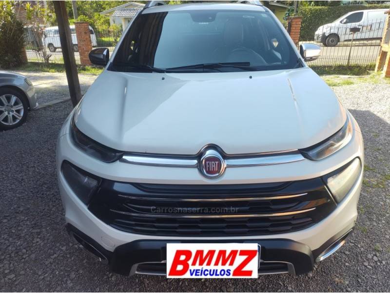 FIAT - TORO - 2021/2021 - Branca - R$ 134.900,00